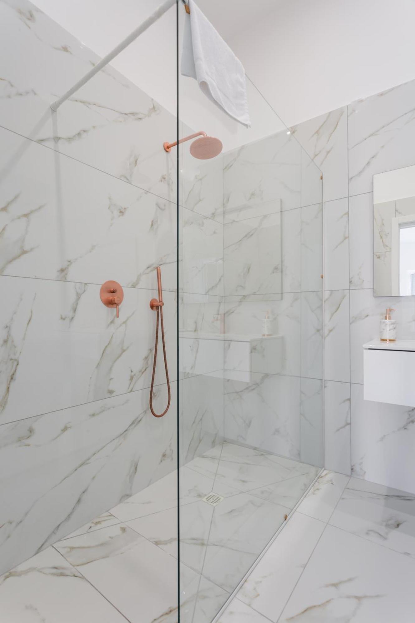 Golden Suites By Dimorra Napoli Bagian luar foto