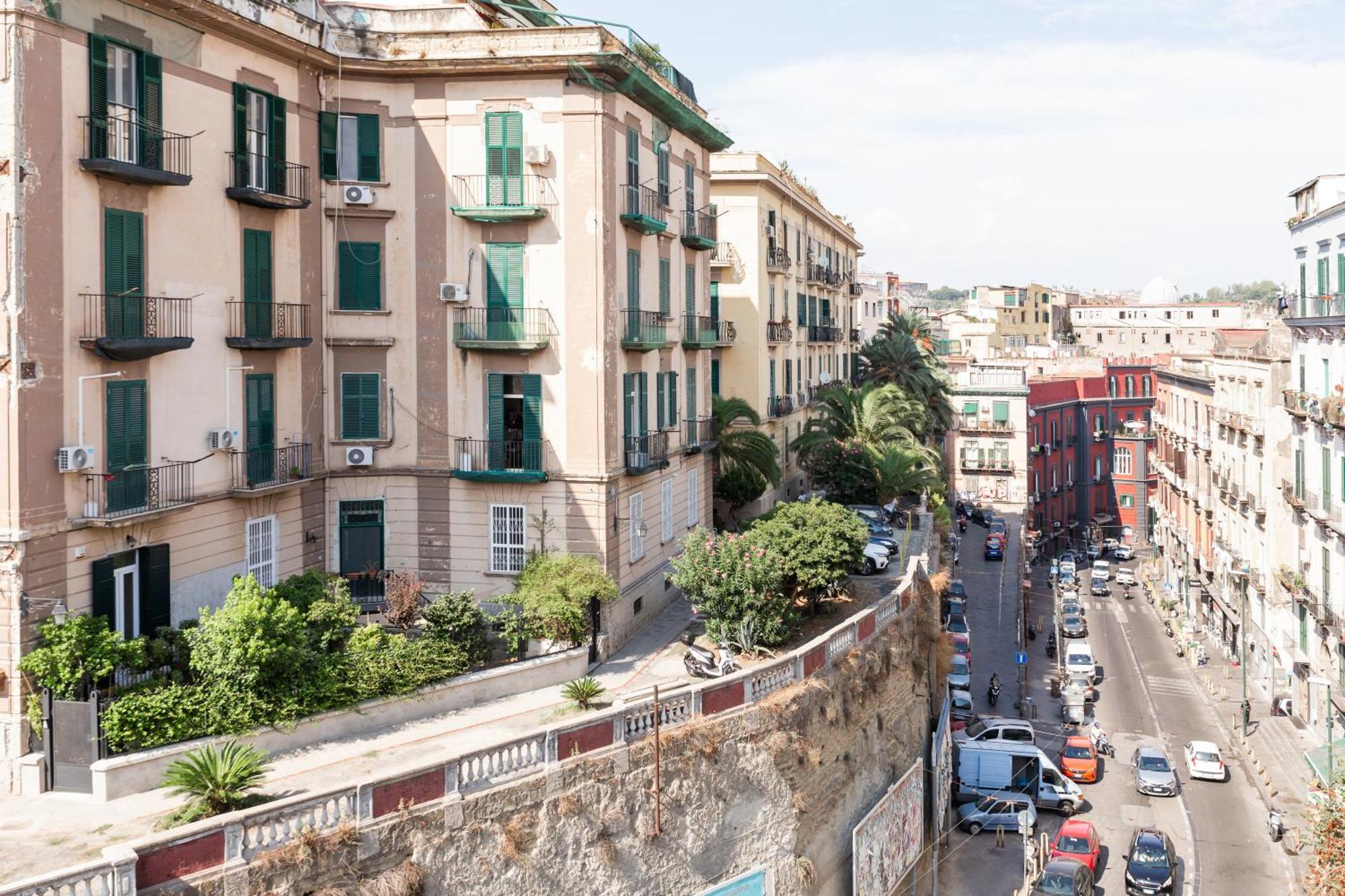 Golden Suites By Dimorra Napoli Bagian luar foto