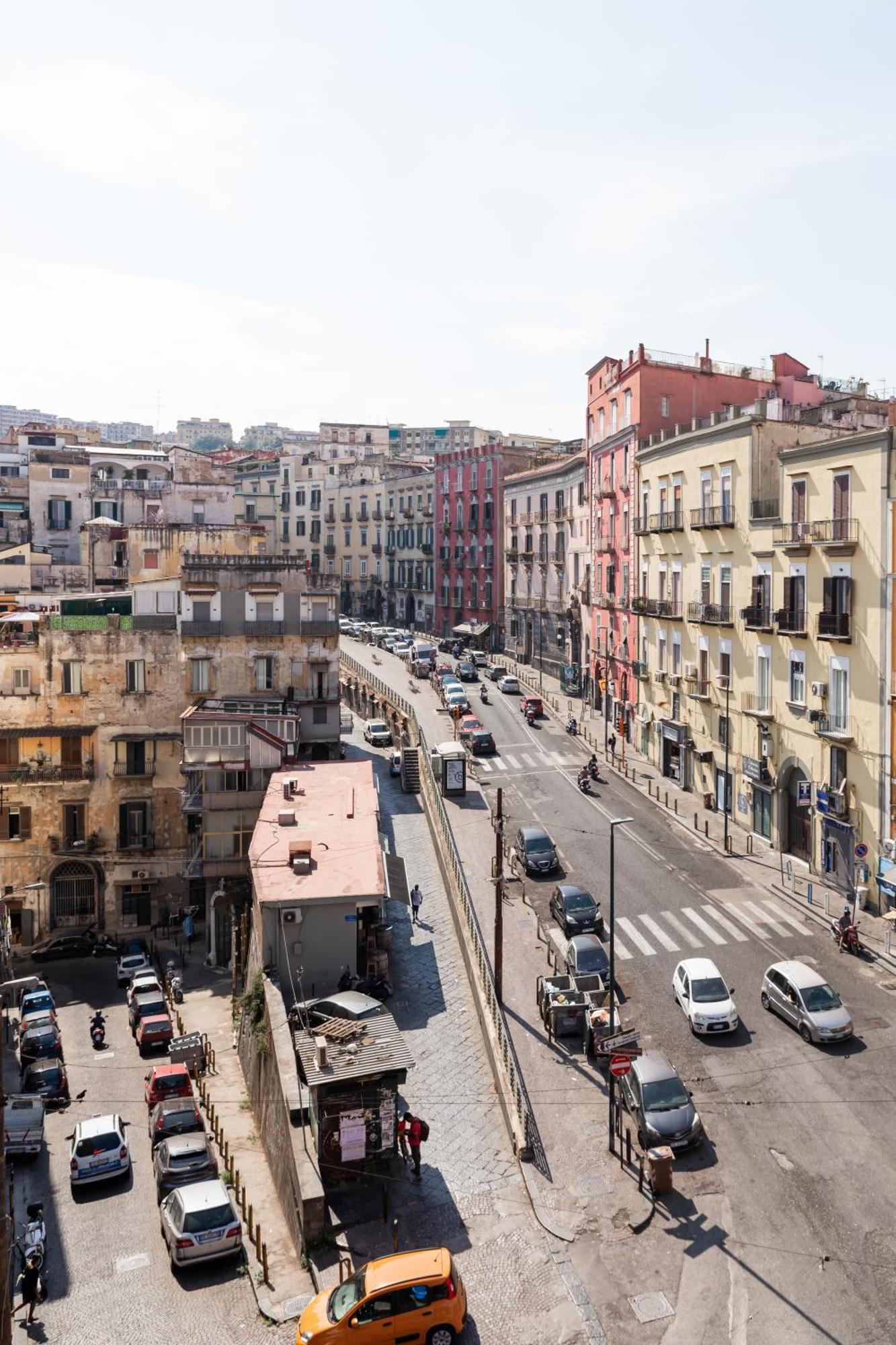 Golden Suites By Dimorra Napoli Bagian luar foto